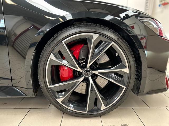 AUDI RS6 Avant 4.0 TFSI V8 quattro tiptronic