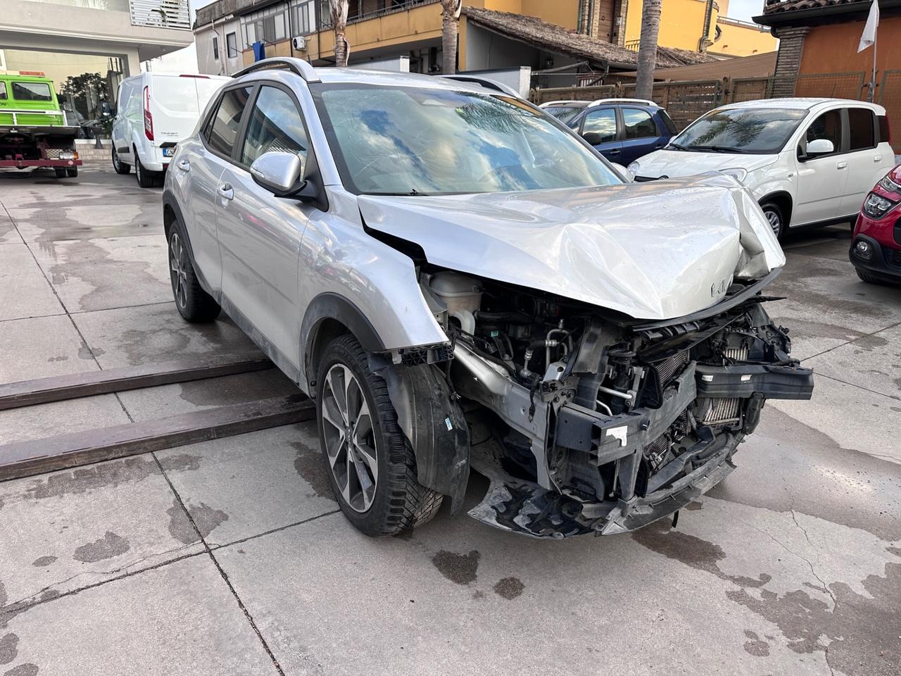 Kia Stonic 1.0 T-GDi 120 CV MHEV DCT Style
