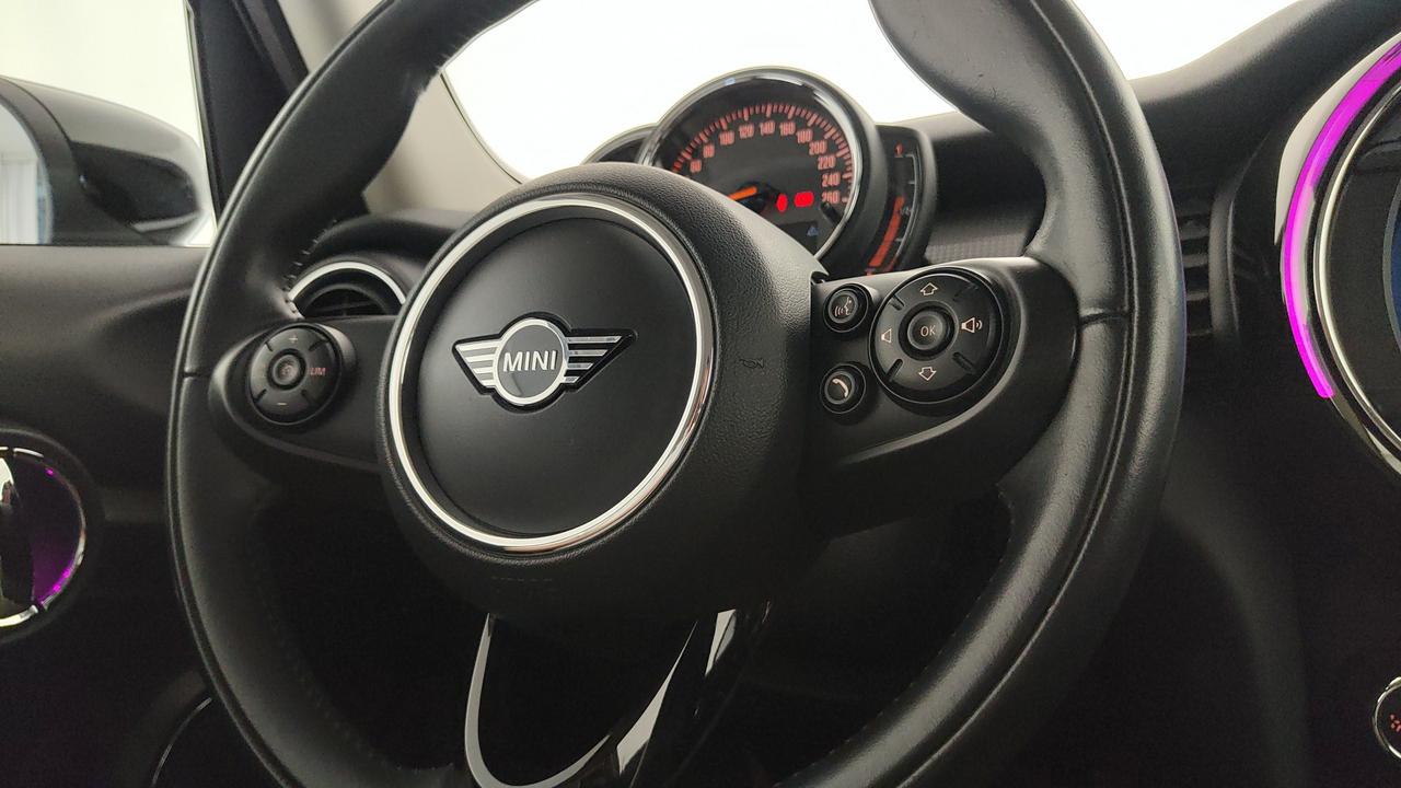 MINI Mini IV F55 2018 5p - Mini 5p 1.5 Cooper Boost auto