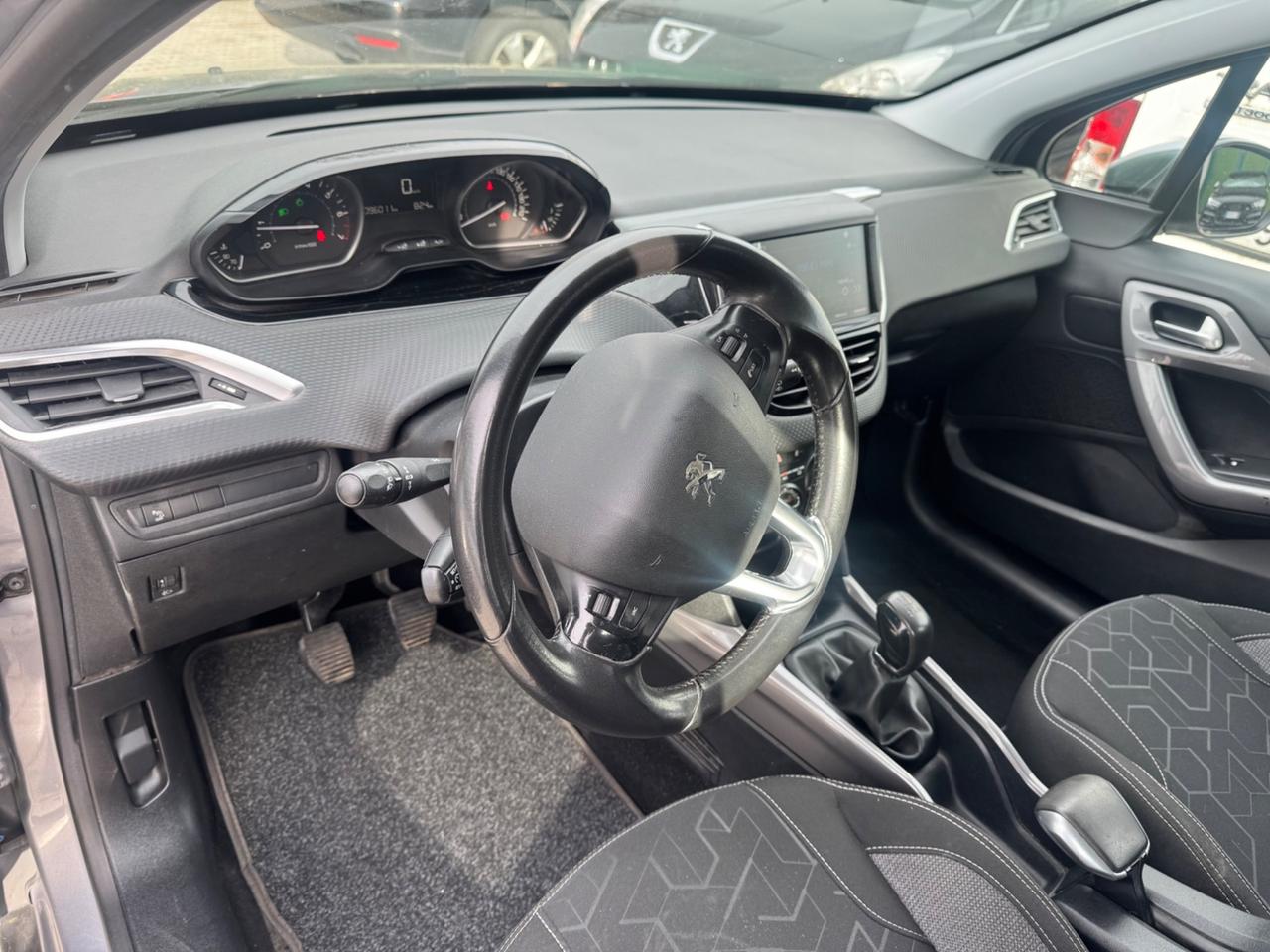 Peugeot 2008 PureTech 82 Allure