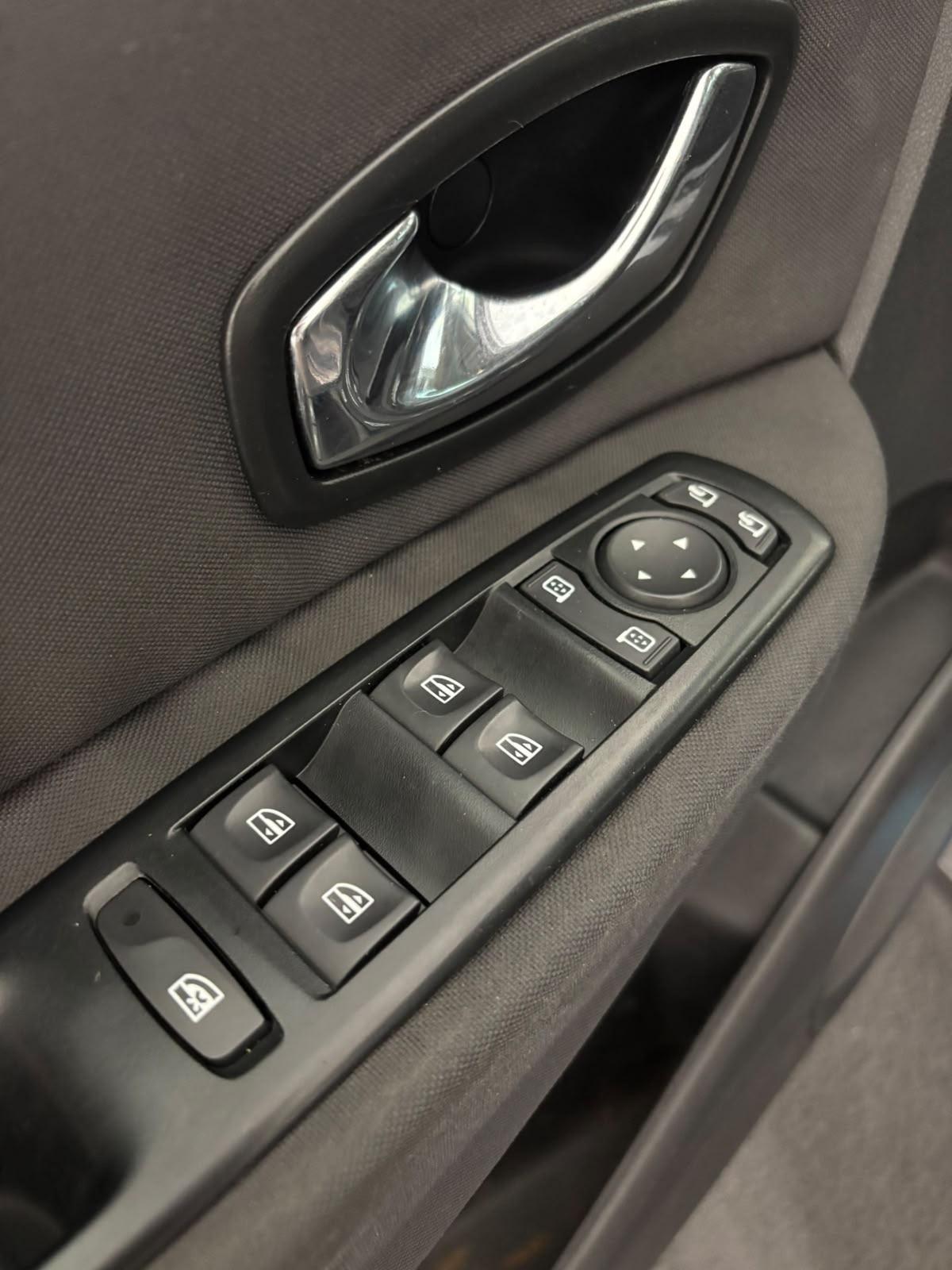 Renault Scenic Scénic 1.5 dCi 110CV*7 POSTI*