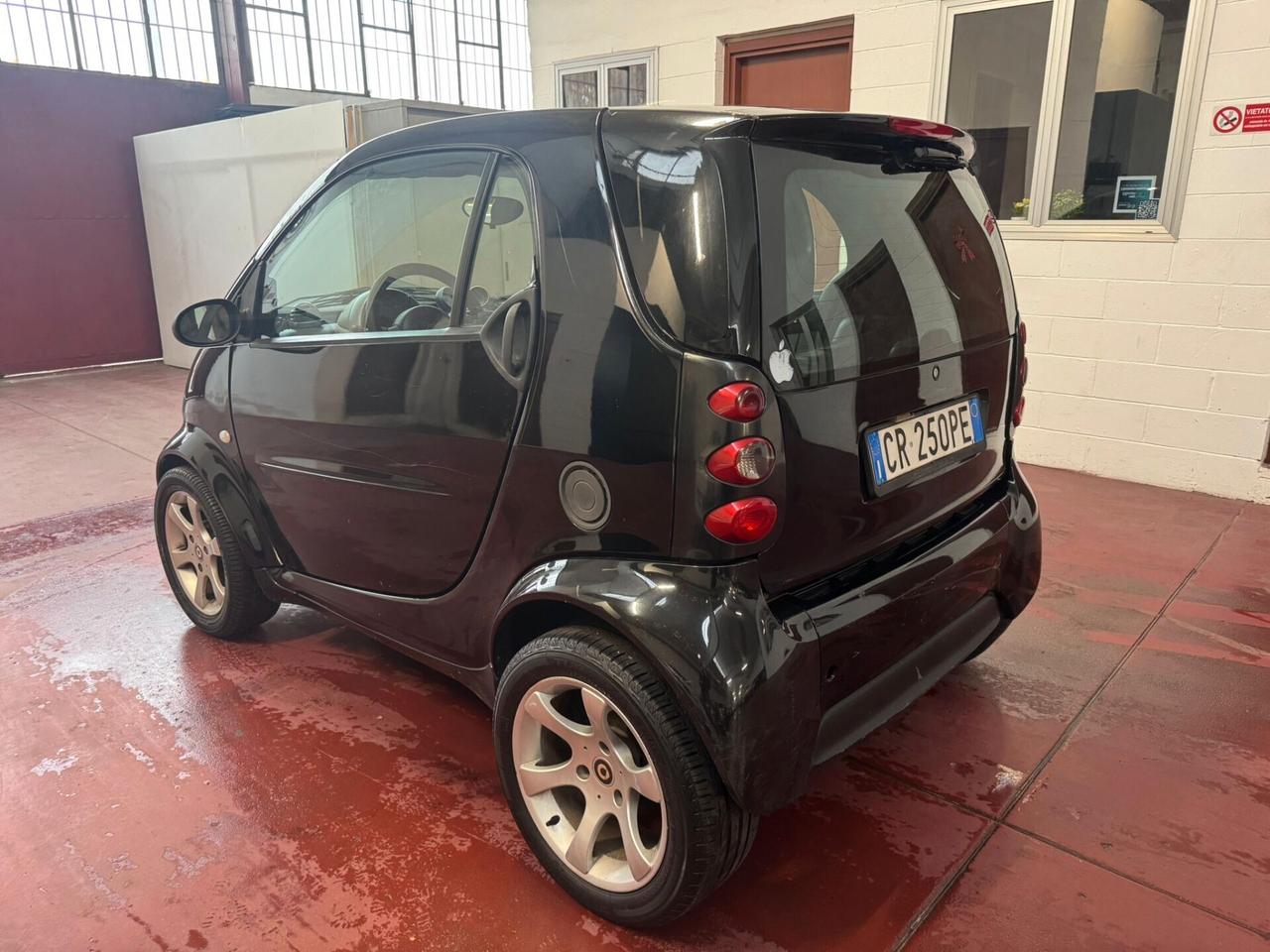 Smart ForTwo 700 coupé passion INTERNI BRABUS