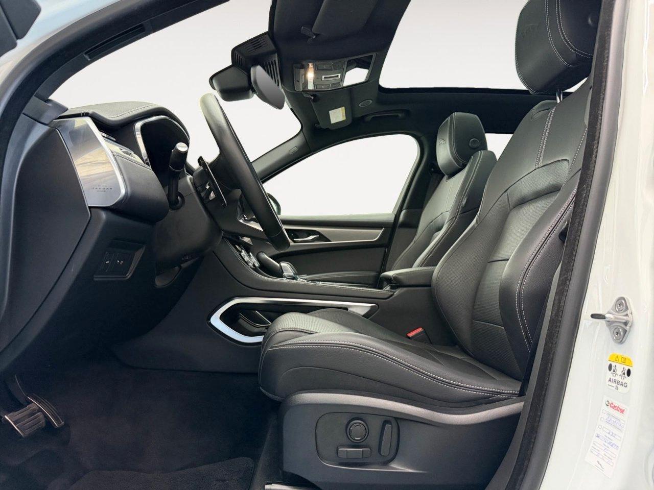 Jaguar F-Pace 2.0d i4 mhev R-Dynamic SE awd 204cv auto