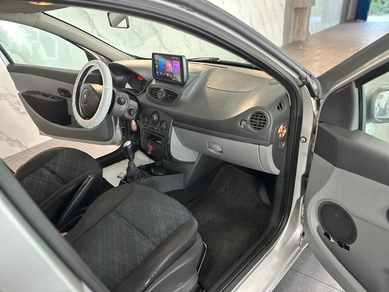 Renault Clio Storia 1.2 5 porte Confort