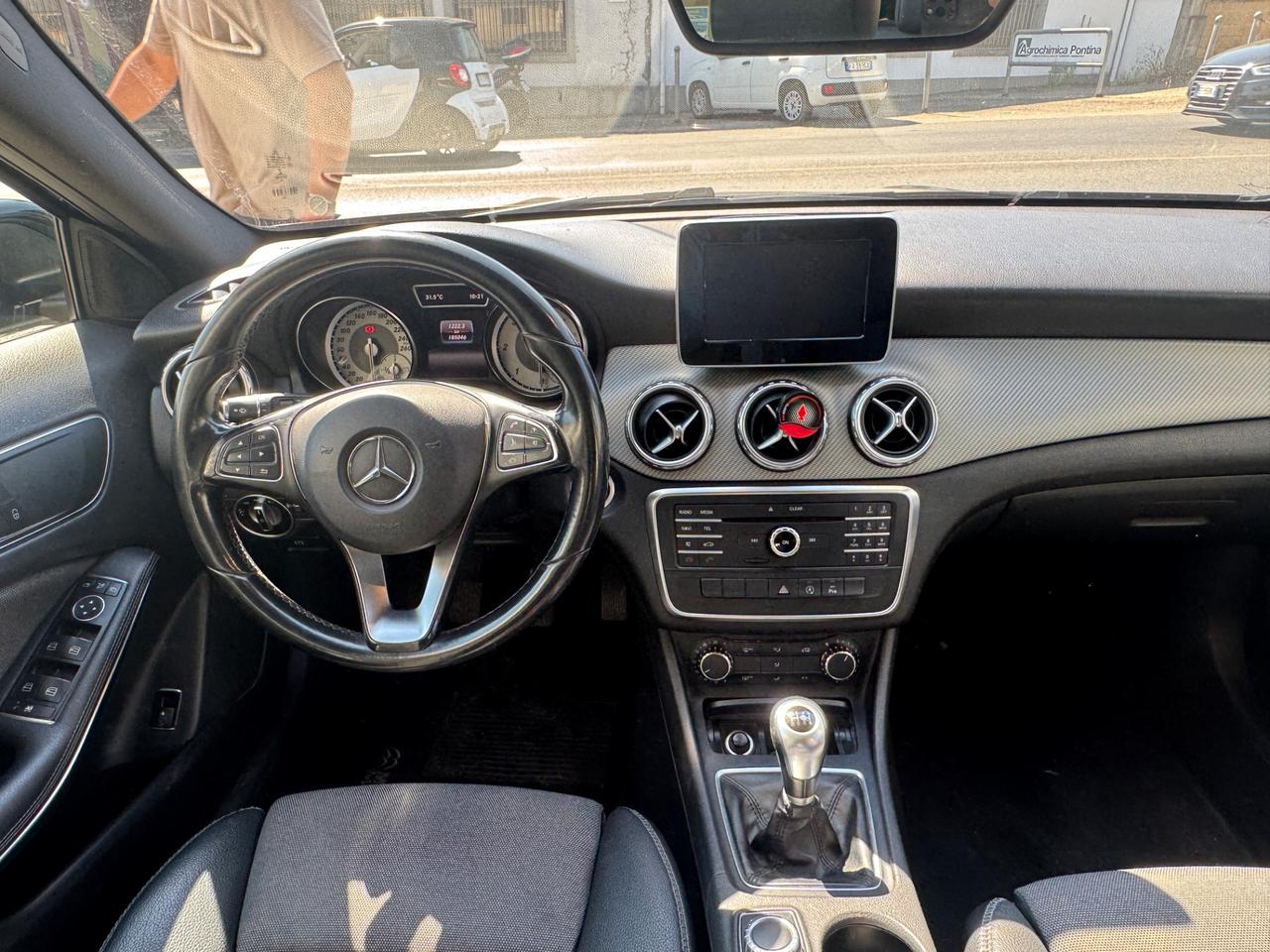Mercedes-benz GLA 200 d Sport