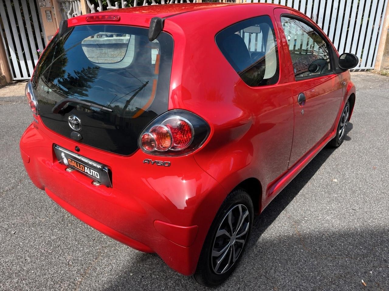 Toyota Aygo 1.0 12V VVT-i 3 porte Orange Connect