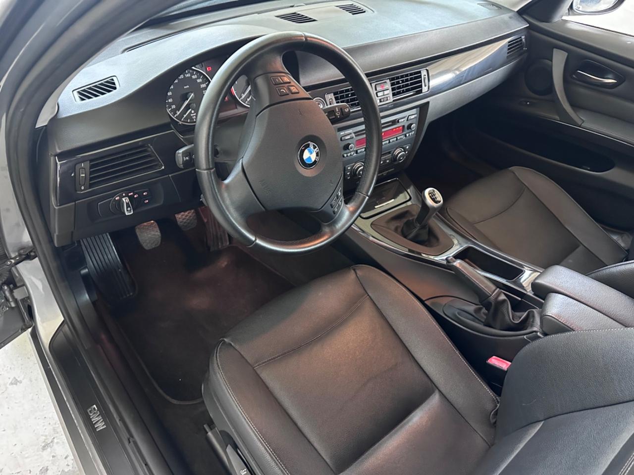 Bmw 318 318d 2.0 143CV cat Touring Futura