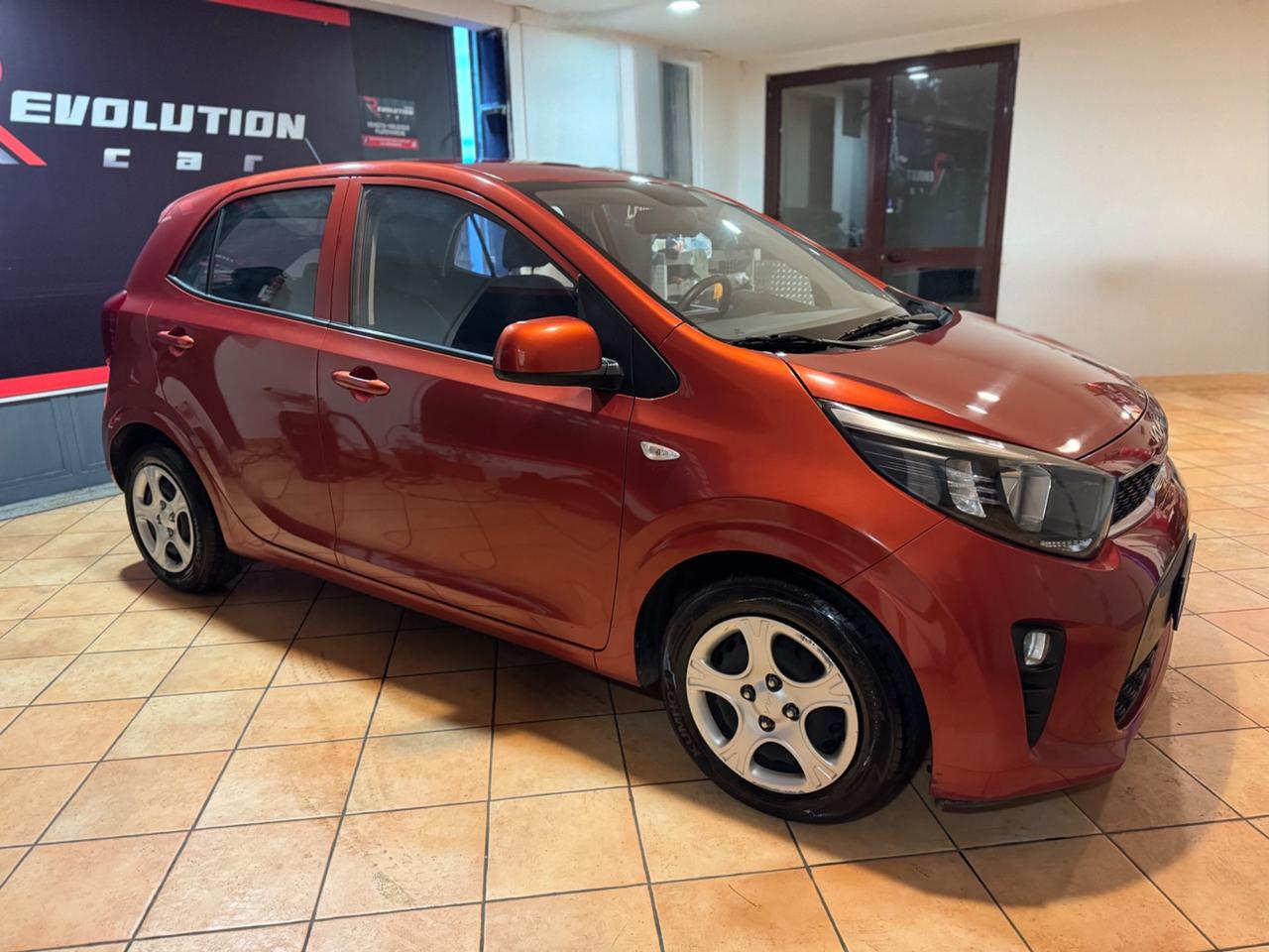 Kia Picanto 1.0 12V 5 porte Urban - NEOPATENTATI