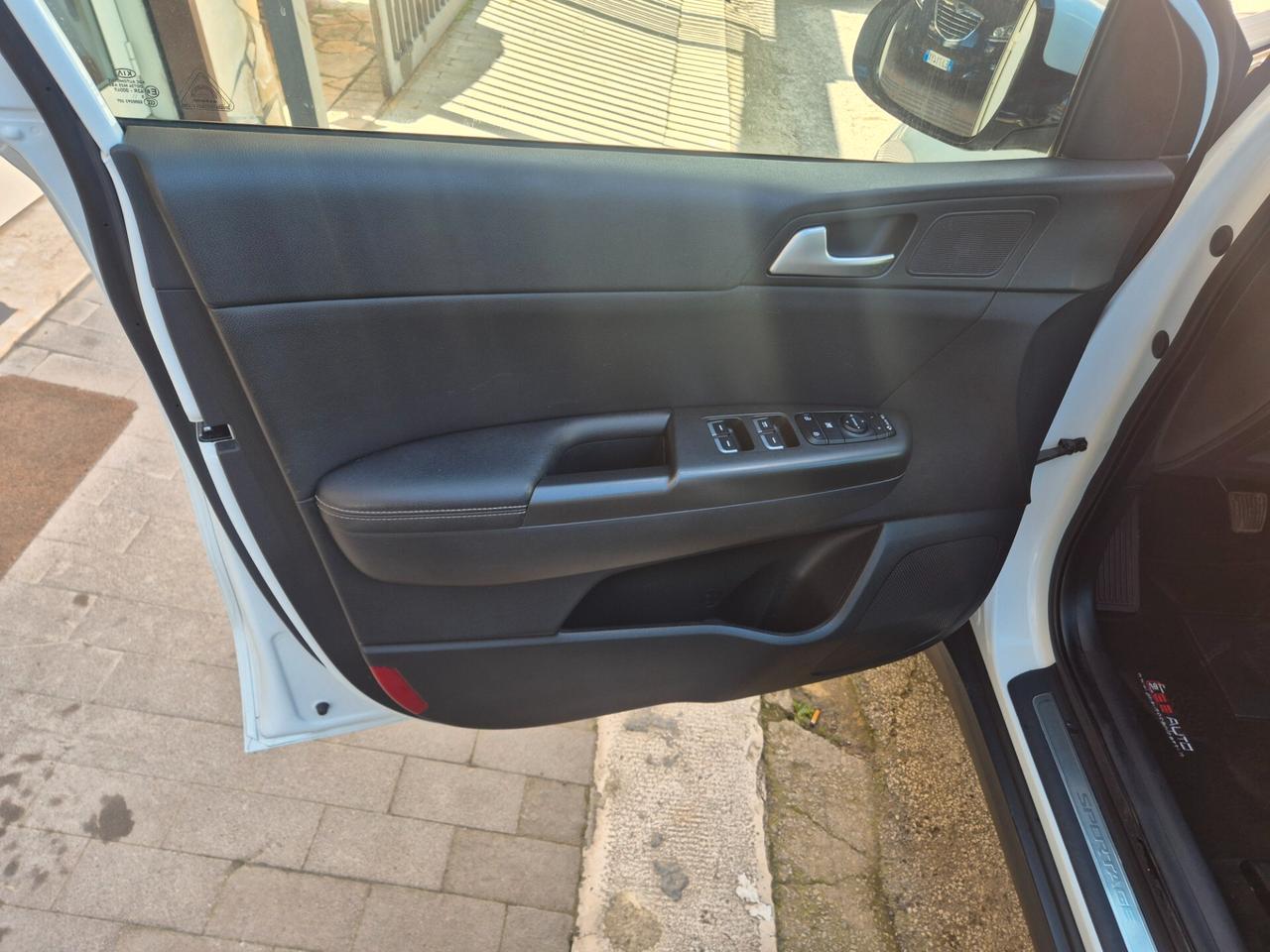 KIA SPORTAGE 1.7 115 CV TETTO APRIBILE XENON KM CERTIF