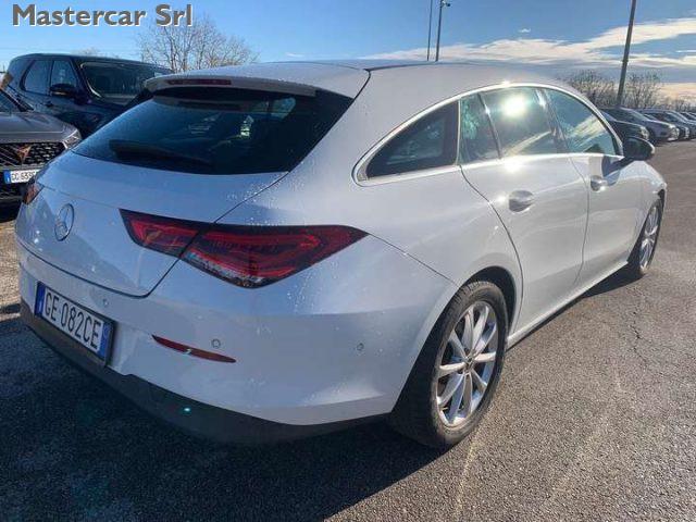 MERCEDES-BENZ CLA 180 CLA Shooting Brake 180 d TETTO d Business GE082CE
