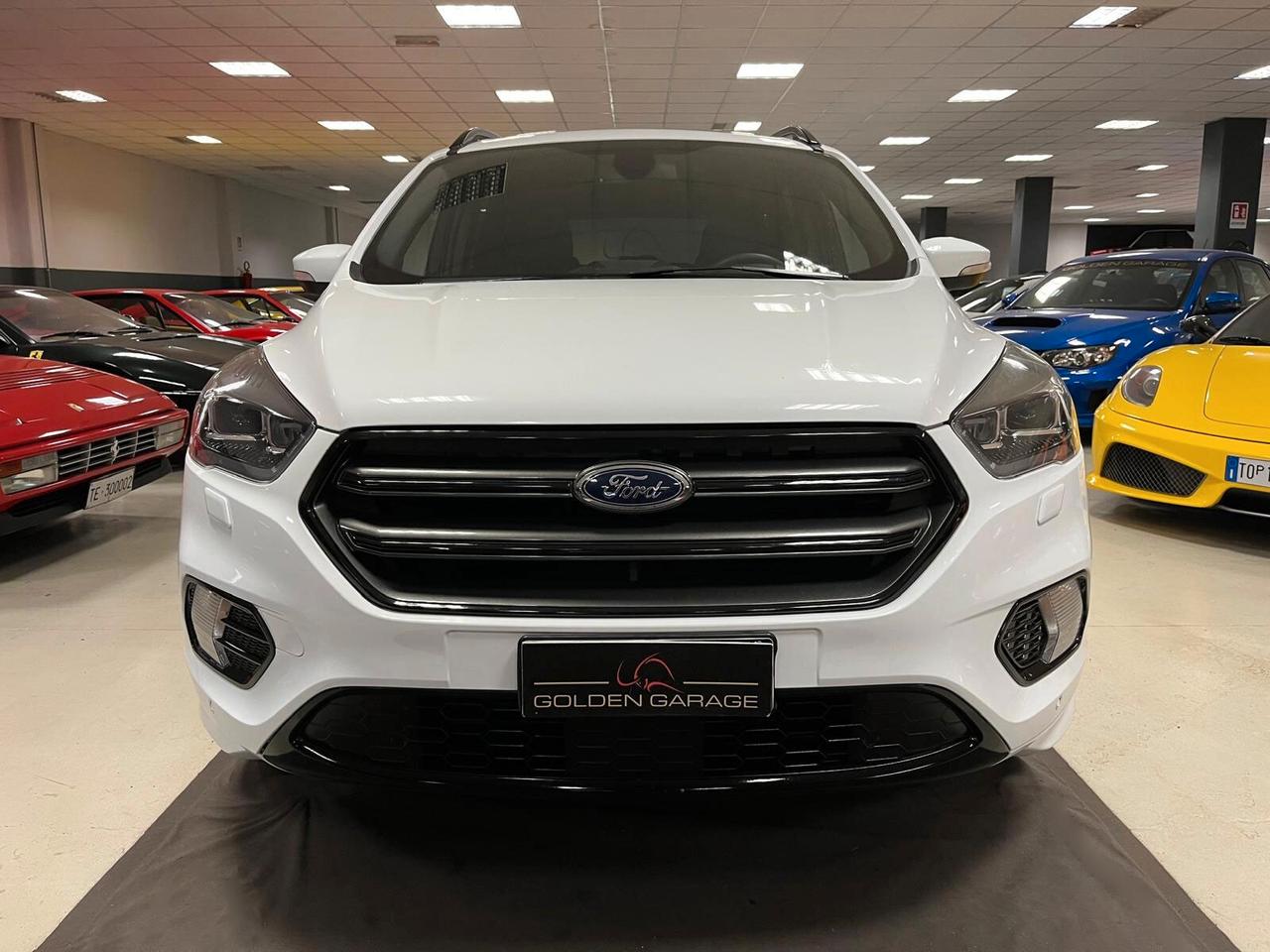 Ford Kuga 2.0 TDCI 120 CV S&S 2WD ST-Line