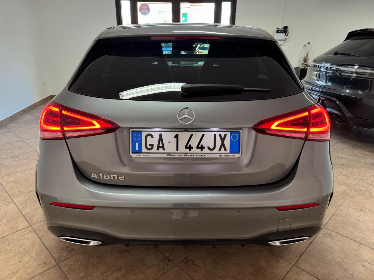 Mercedes-benz A 180 d PREMIUM AMG PACCHETTO LUCI