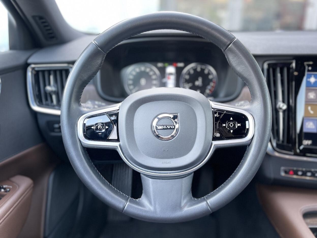Volvo V90 Cross Country 2.0 Hybrid 250CV E6 AWD Automatica - 2021
