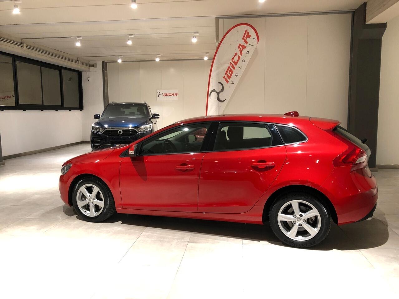 Volvo V40 D2 Geartronic Business Plus