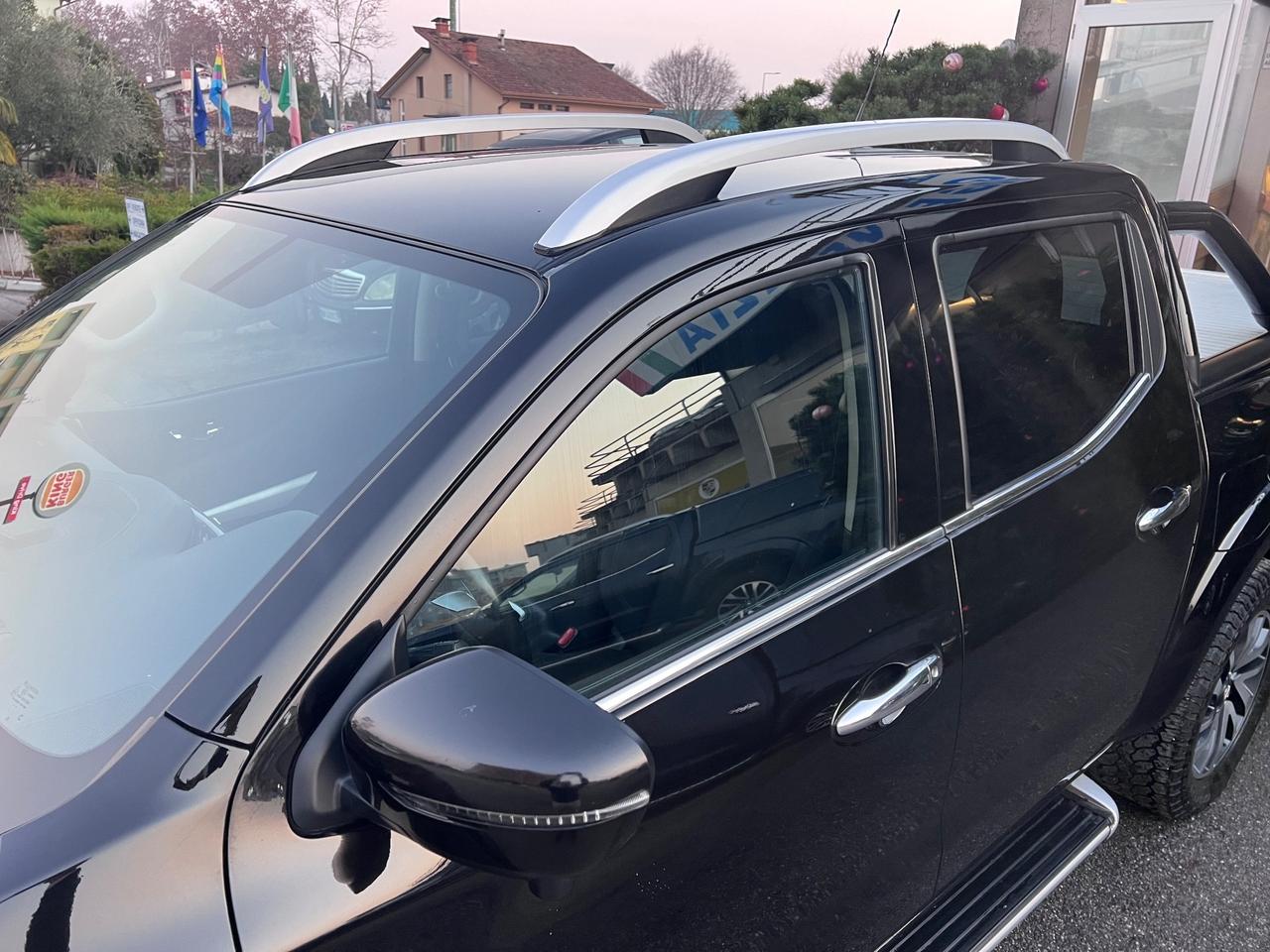 Nissan Navara 2.3 dCi 190 CV 7AT 4WD Double Cab Tekna