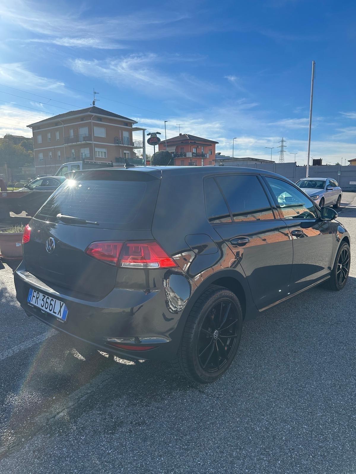 Volkswagen Golf 1.6 TDI 5p. Highline BlueMotion Technology