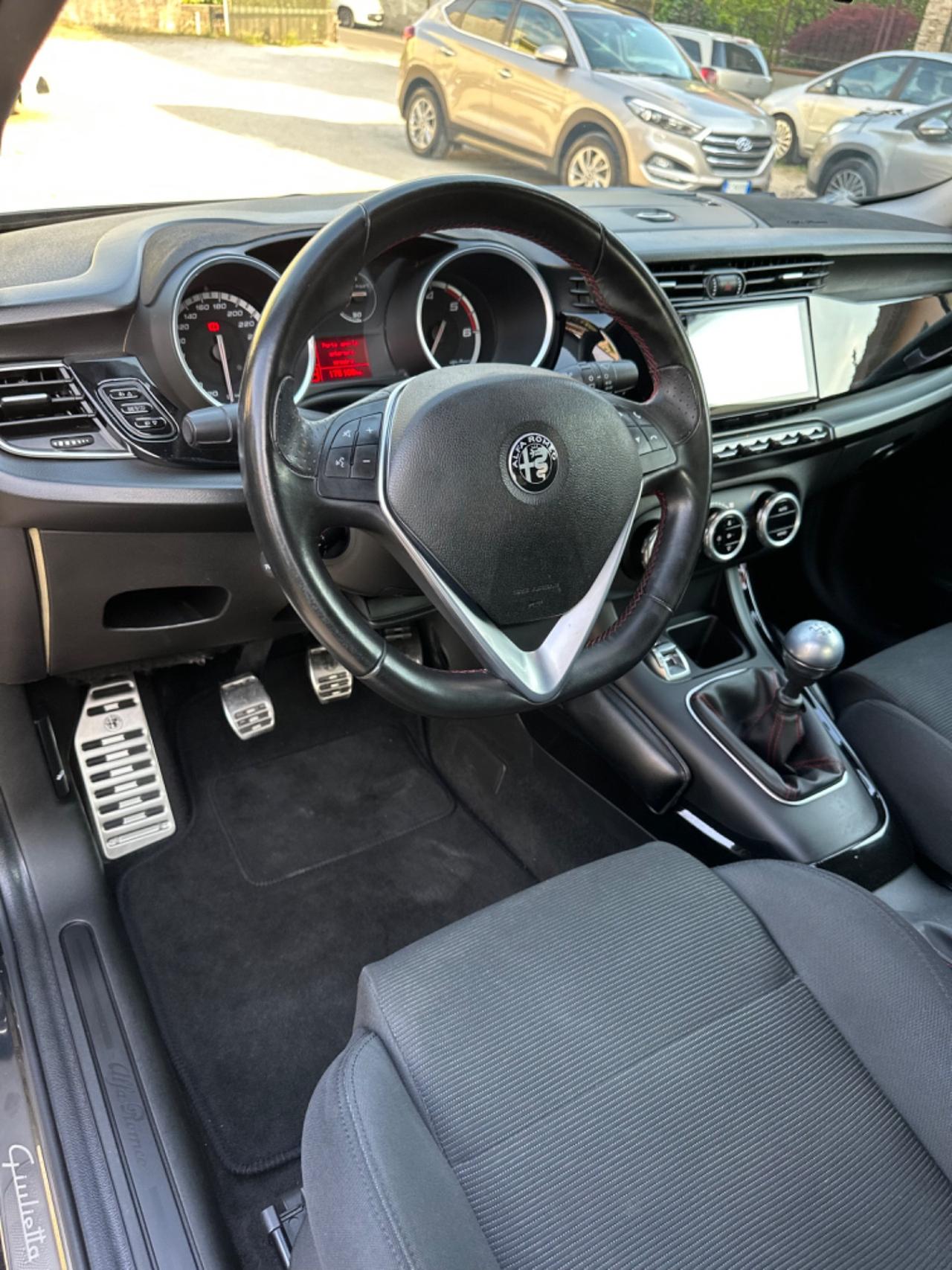 Alfa Romeo GIULIETTA 1.6 JTDm-2 KIT QUADRIFOGLIO