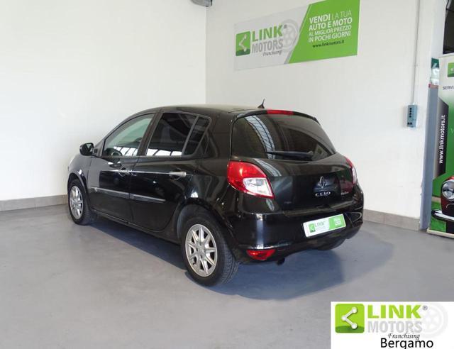 RENAULT Clio 1.2 16V 5 porte Confort -NEOPATENTATI