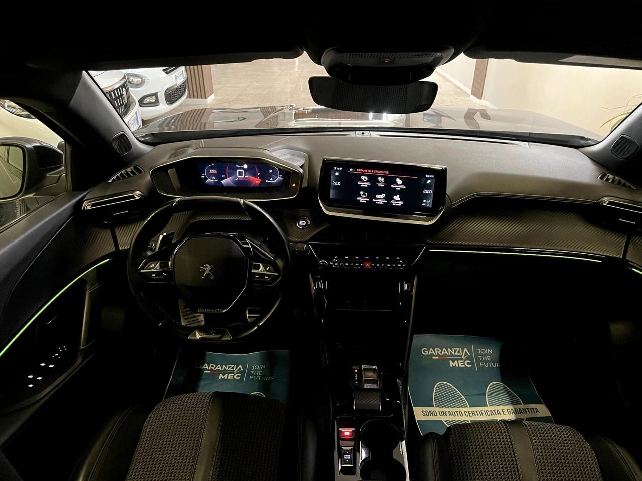 Peugeot 2008 BlueHDi 130 S&S EAT8 GT Pack