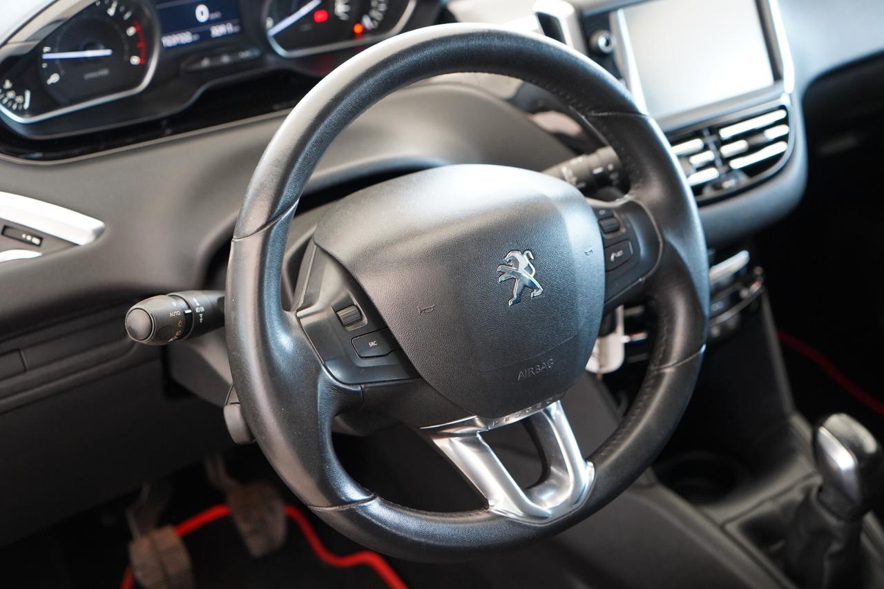 Peugeot 208 1.4 HDi 68 CV 5 porte Allure