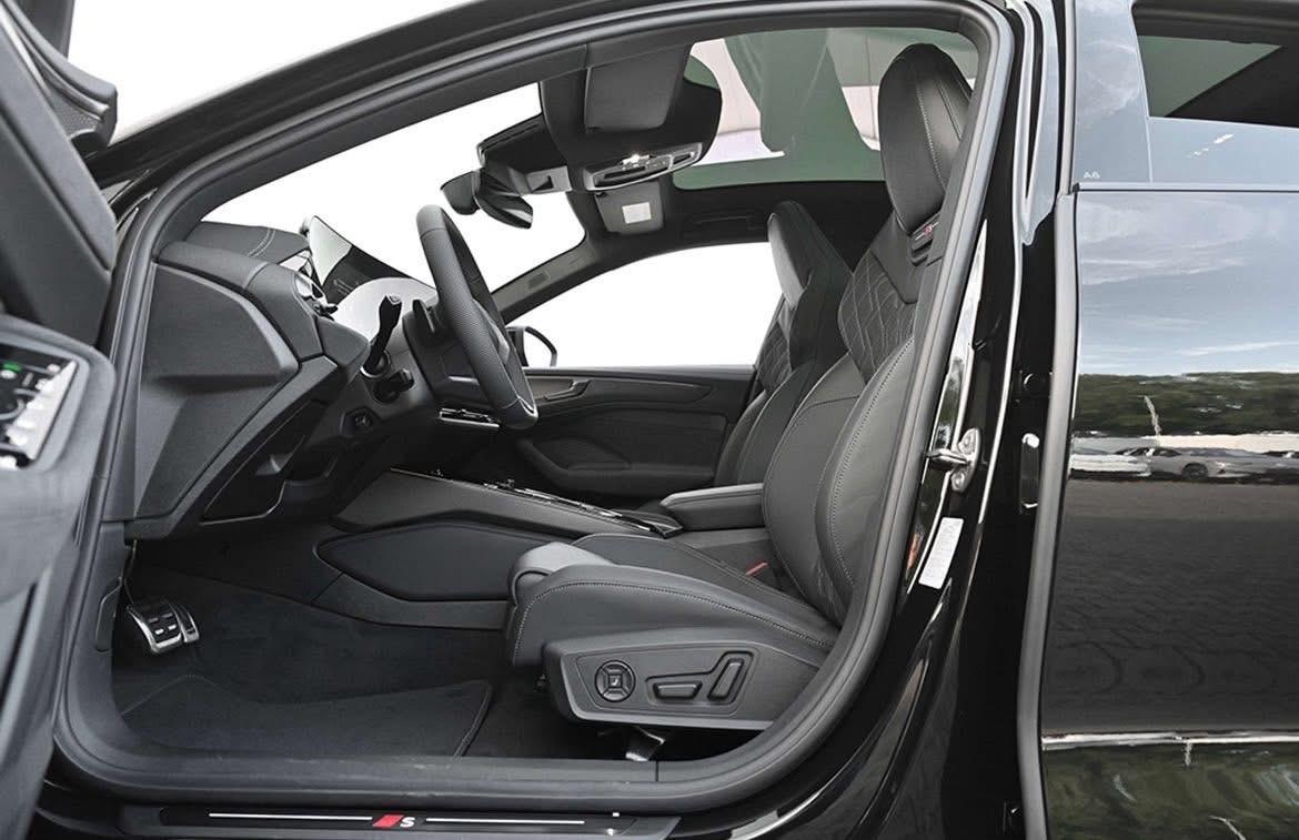 Audi A6 TDI 104 CV S tronic line AUTO A NOLEGGIO