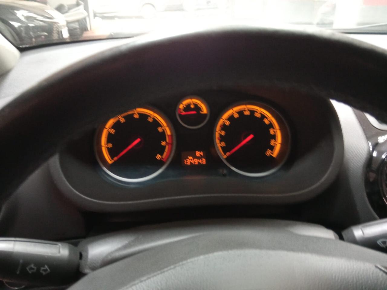 Opel Corsa 1.2 5 porte Club Benzina/Metano