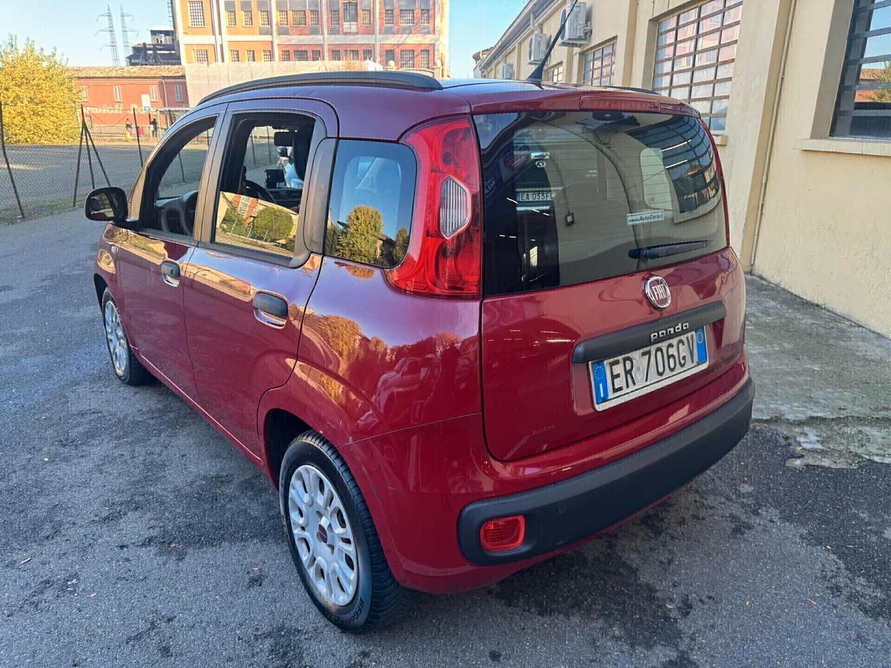 Fiat Panda AUTOMATICA 0.9 Benz Anno 2013 79.000 Km