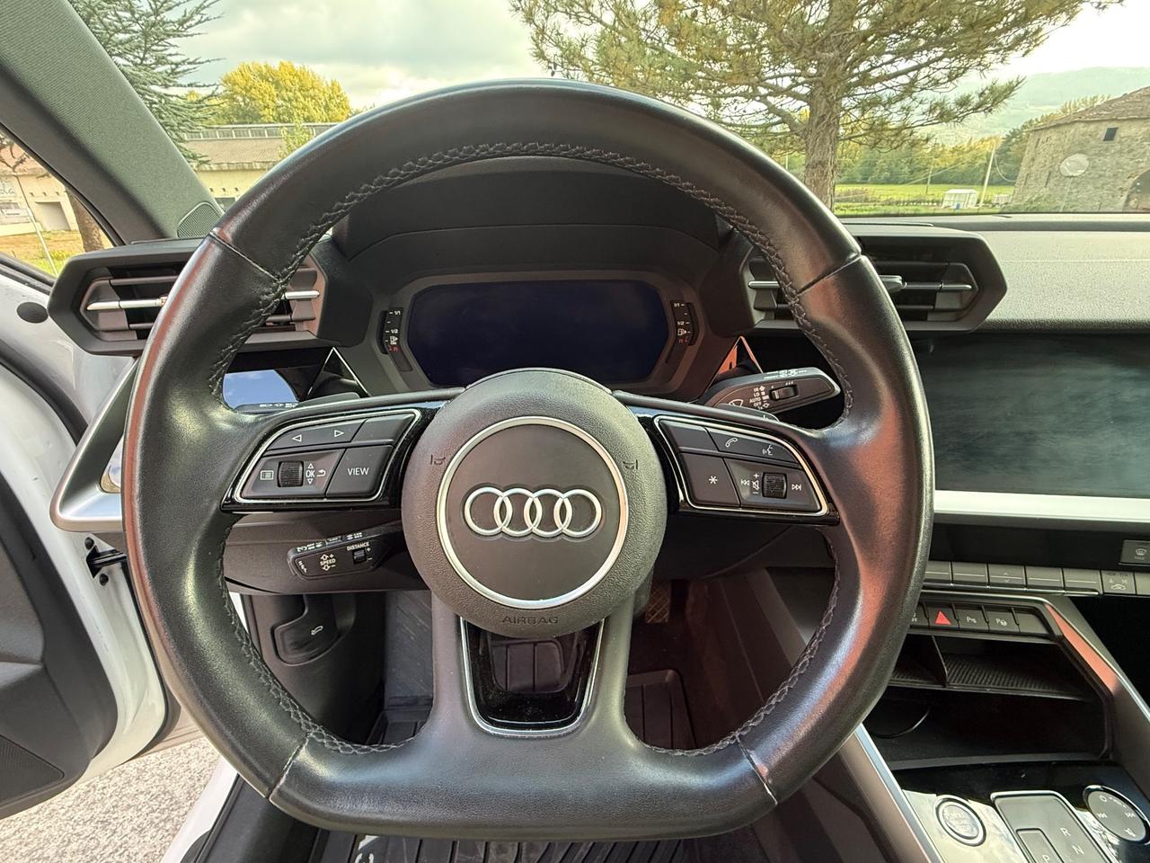 Audi A3 SPB 30 g-tron S tronic line edition