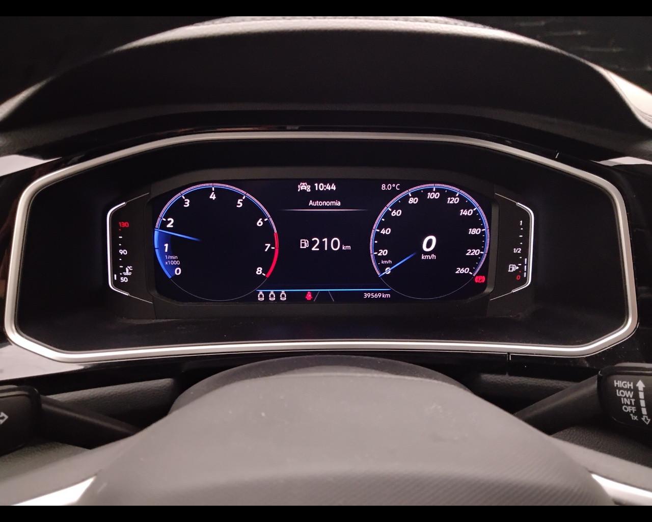 VOLKSWAGEN T-Roc 2022 - T-Roc 1.0 tsi R-Line 110cv