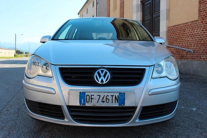 Volkswagen Polo 1.2/64CV 12V 5p. Comfortline UNICA PROPRIETARIA CLIMA NEOPATENTATI ESTETICA DA VETRINA
