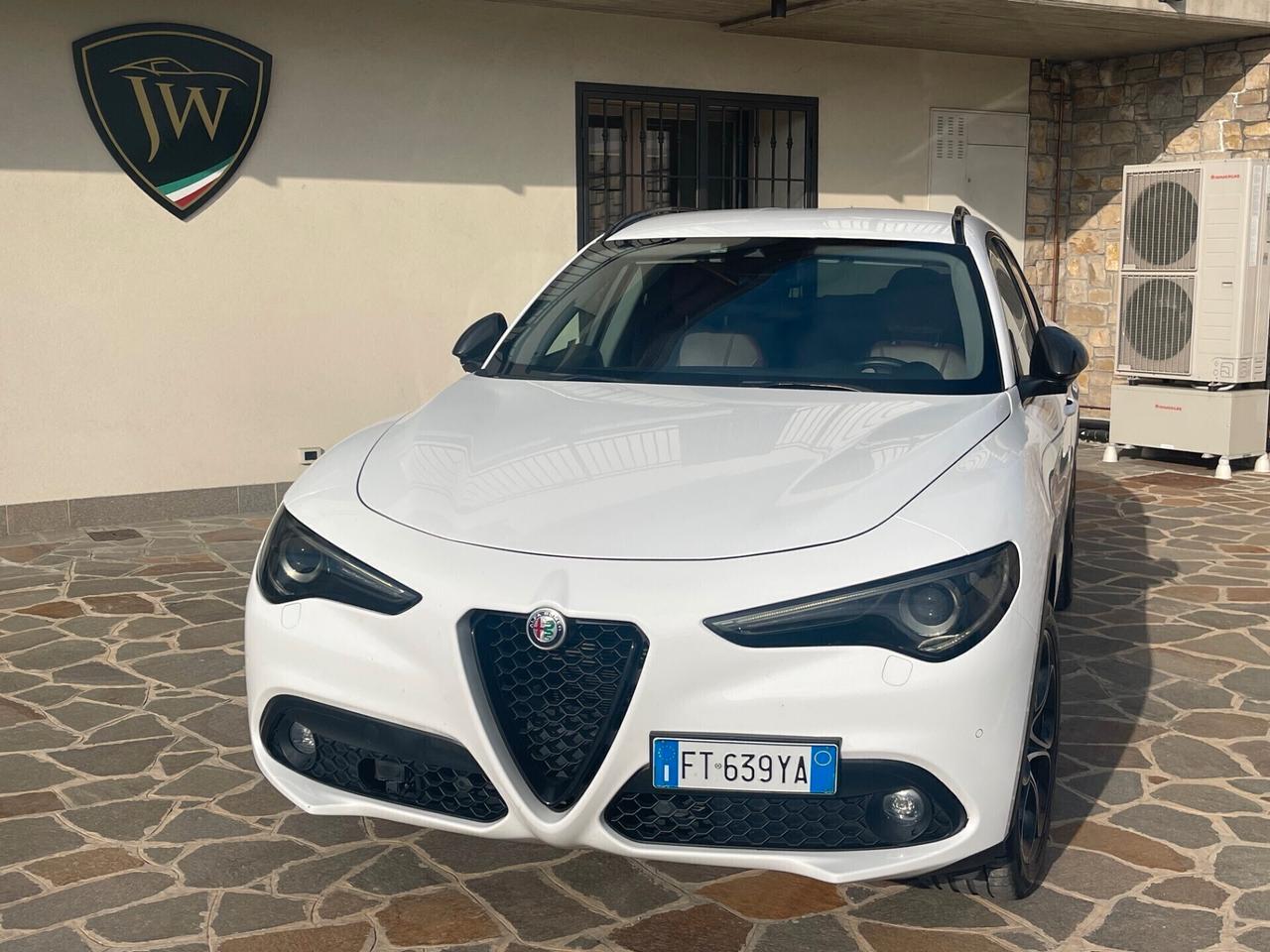 Alfa Romeo Stelvio 2.2 Turbodiesel 210 CV AT8 Q4 Executive