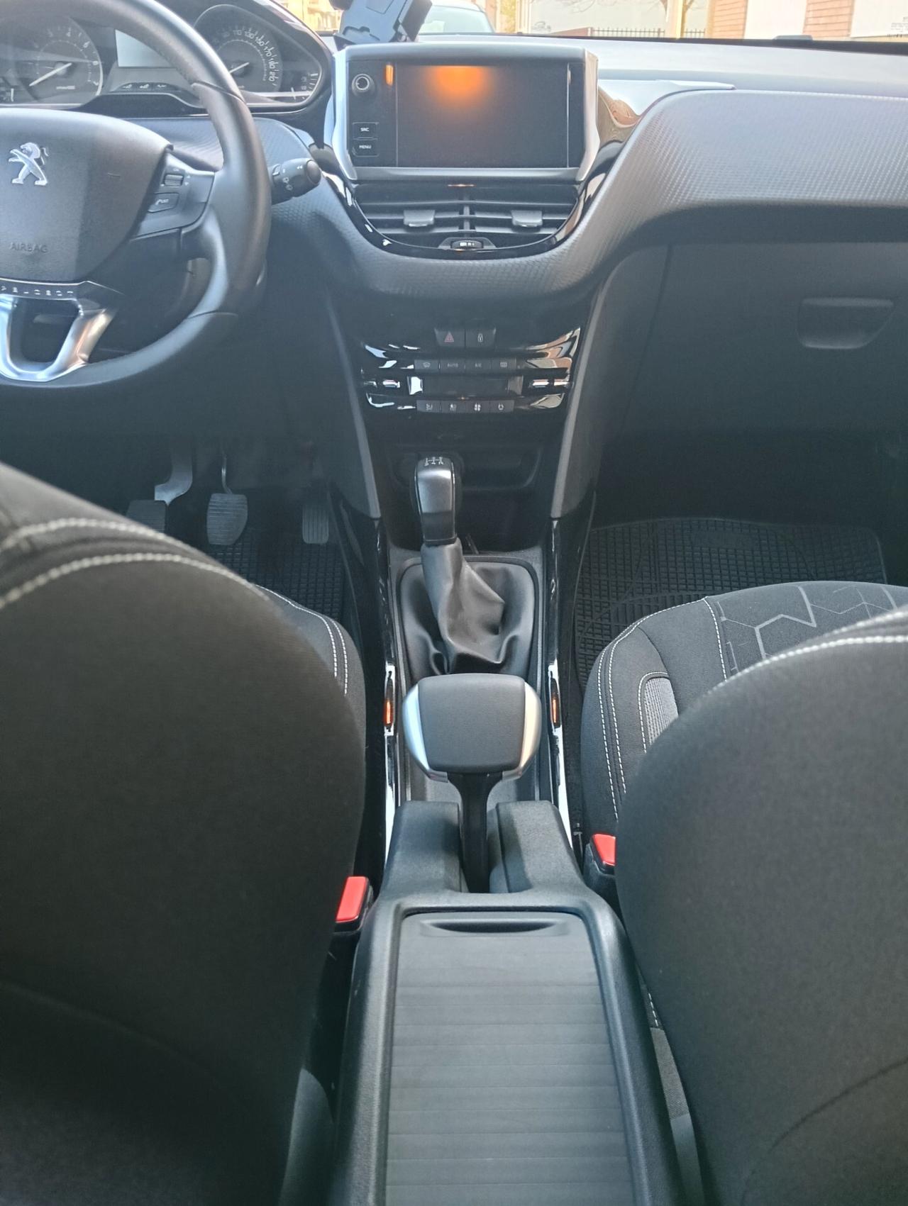 Peugeot 2008 Puretech active