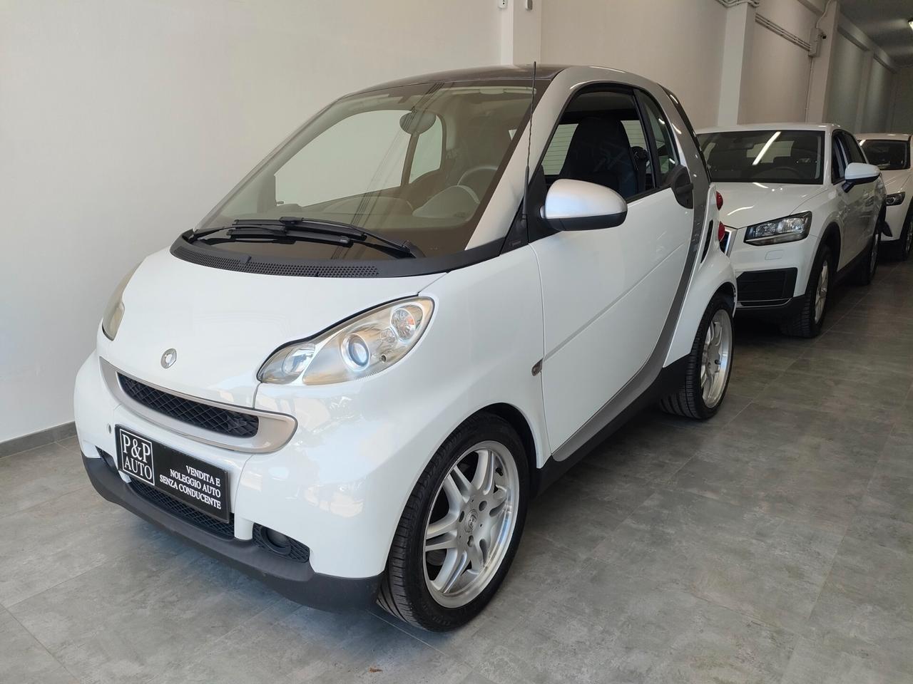 Smart ForTwo 1000 62 kW coupé passion