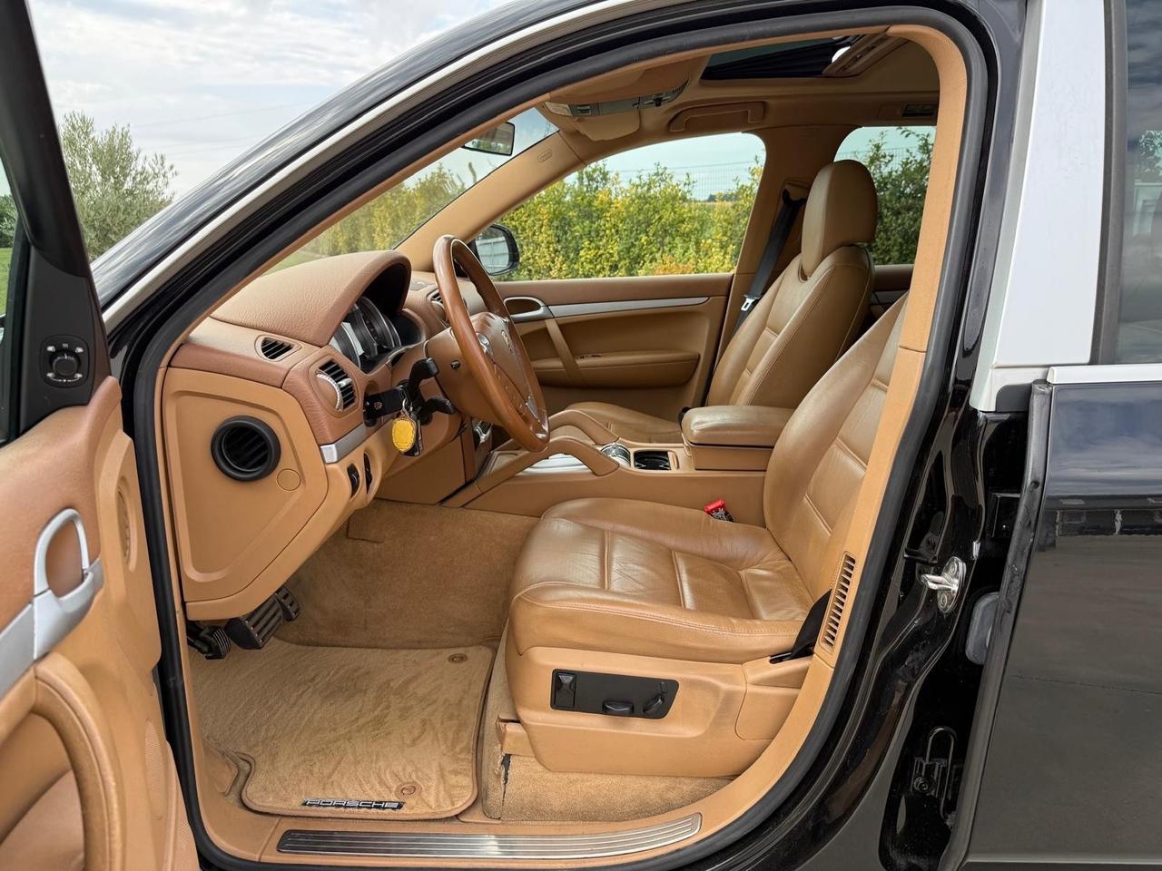 Porsche Cayenne 4.5 cat S