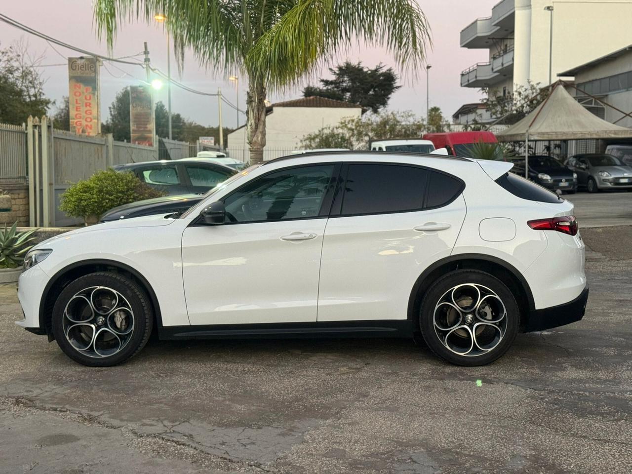 Alfa Romeo Stelvio 2.2 Turbodiesel 210 CV AT8 Q4 Super