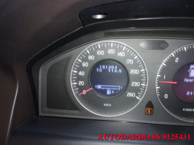 VOLVO XC60 2.4 D 163 CV AWD Momentum