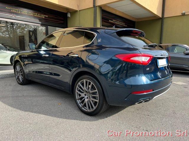 MASERATI Levante UNA DI CENTO edizione limitata