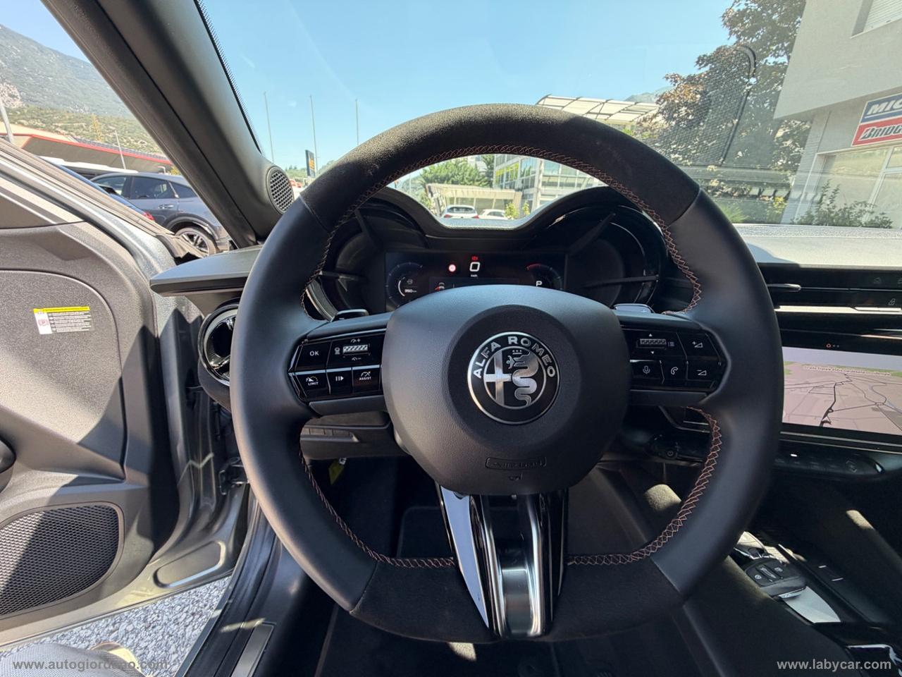 ALFA ROMEO Junior 1.2 145CV Hybrid eDCT6 Q4 Intensa