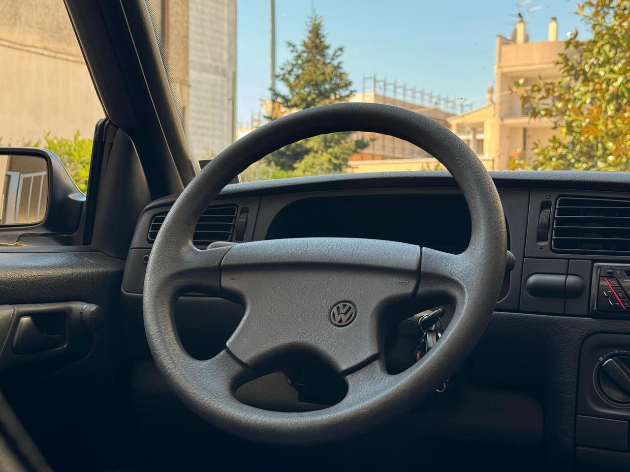 Volkswagen Golf Cabriolet 1.8 75 cv cat Avantgarde