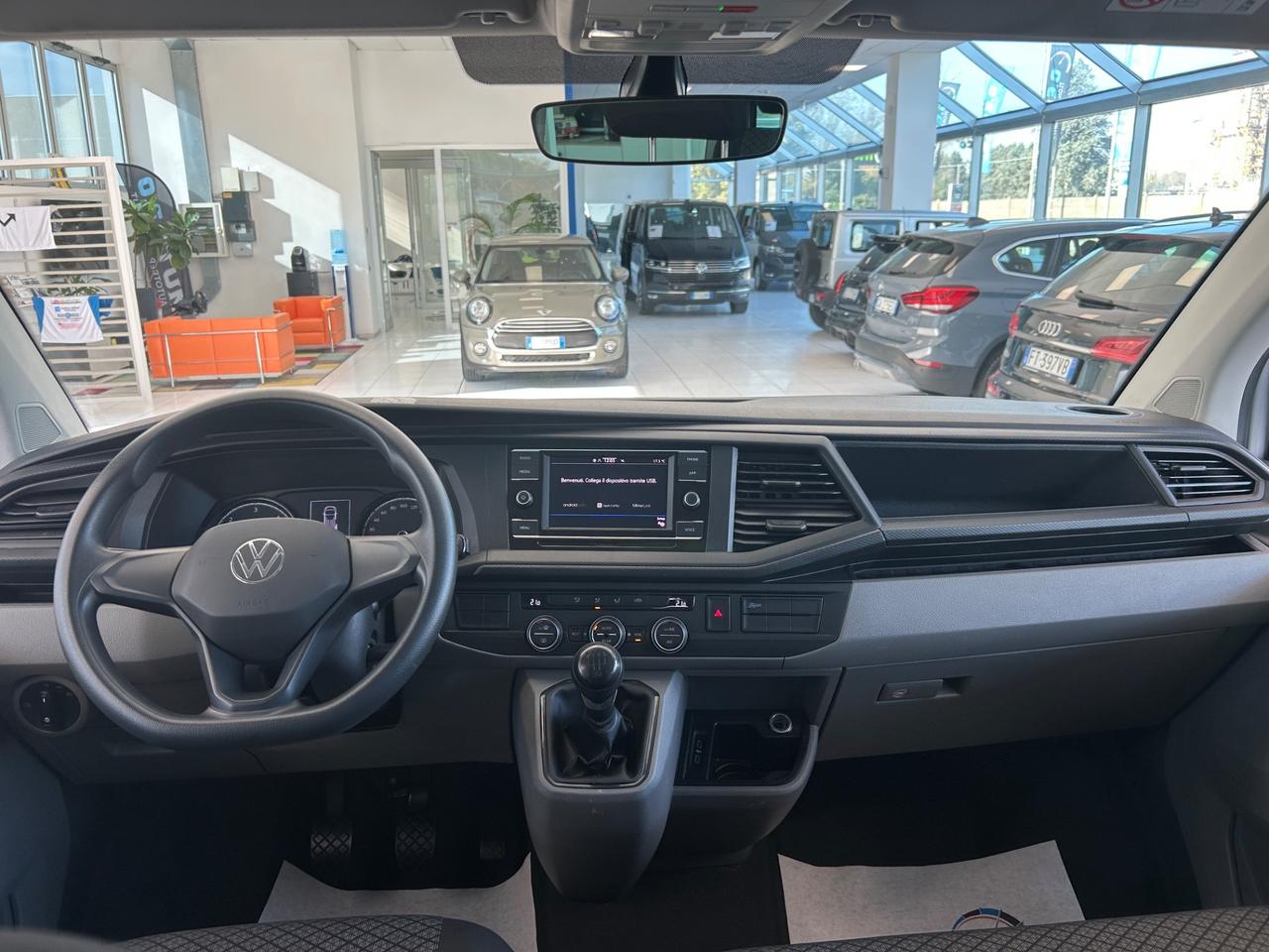 Volkswagen Caravelle 2.0 TDI 110CV PC Trendline 9 Posti
