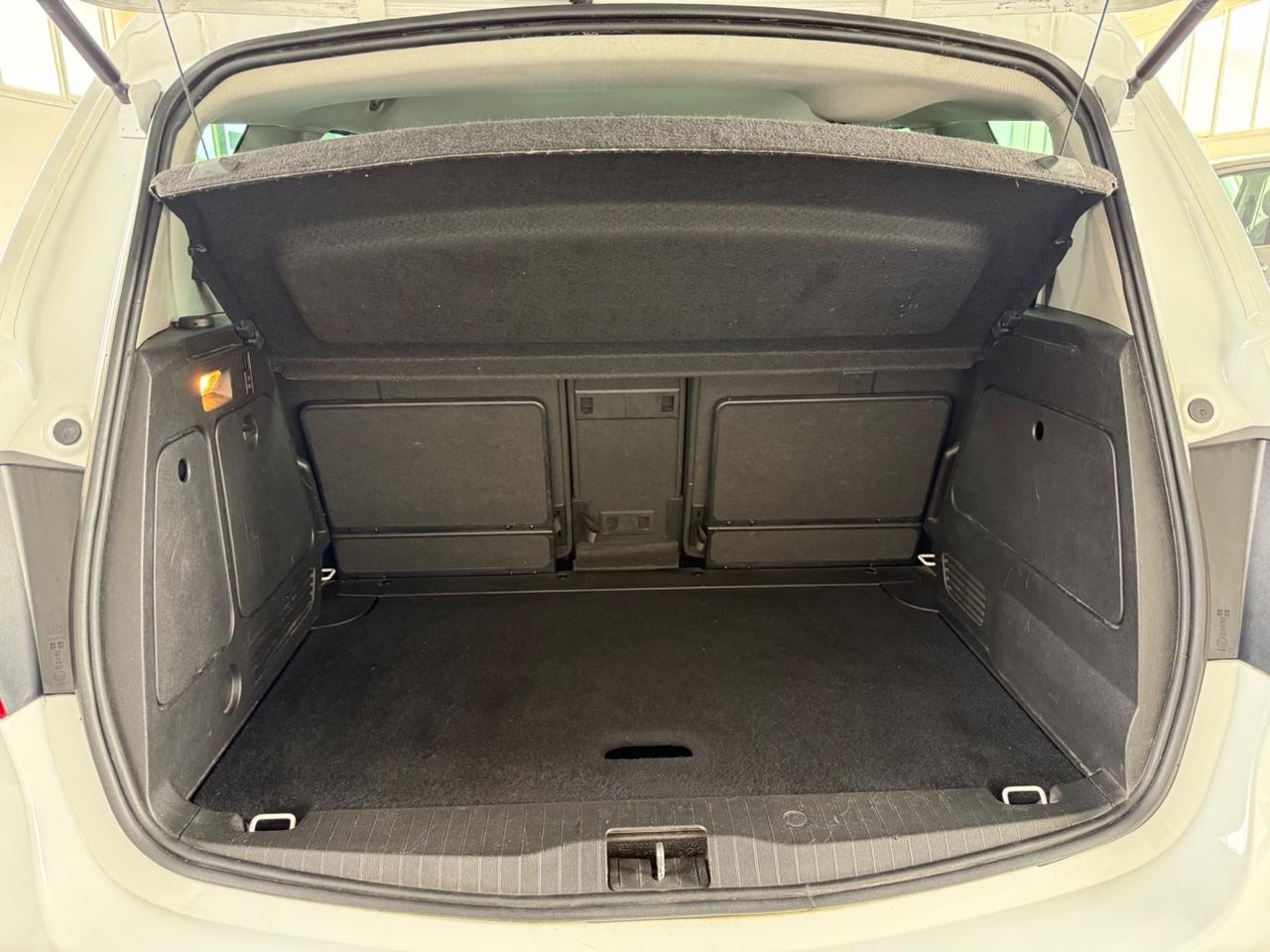 Opel Meriva 1.7 CDTI 110CV b-color