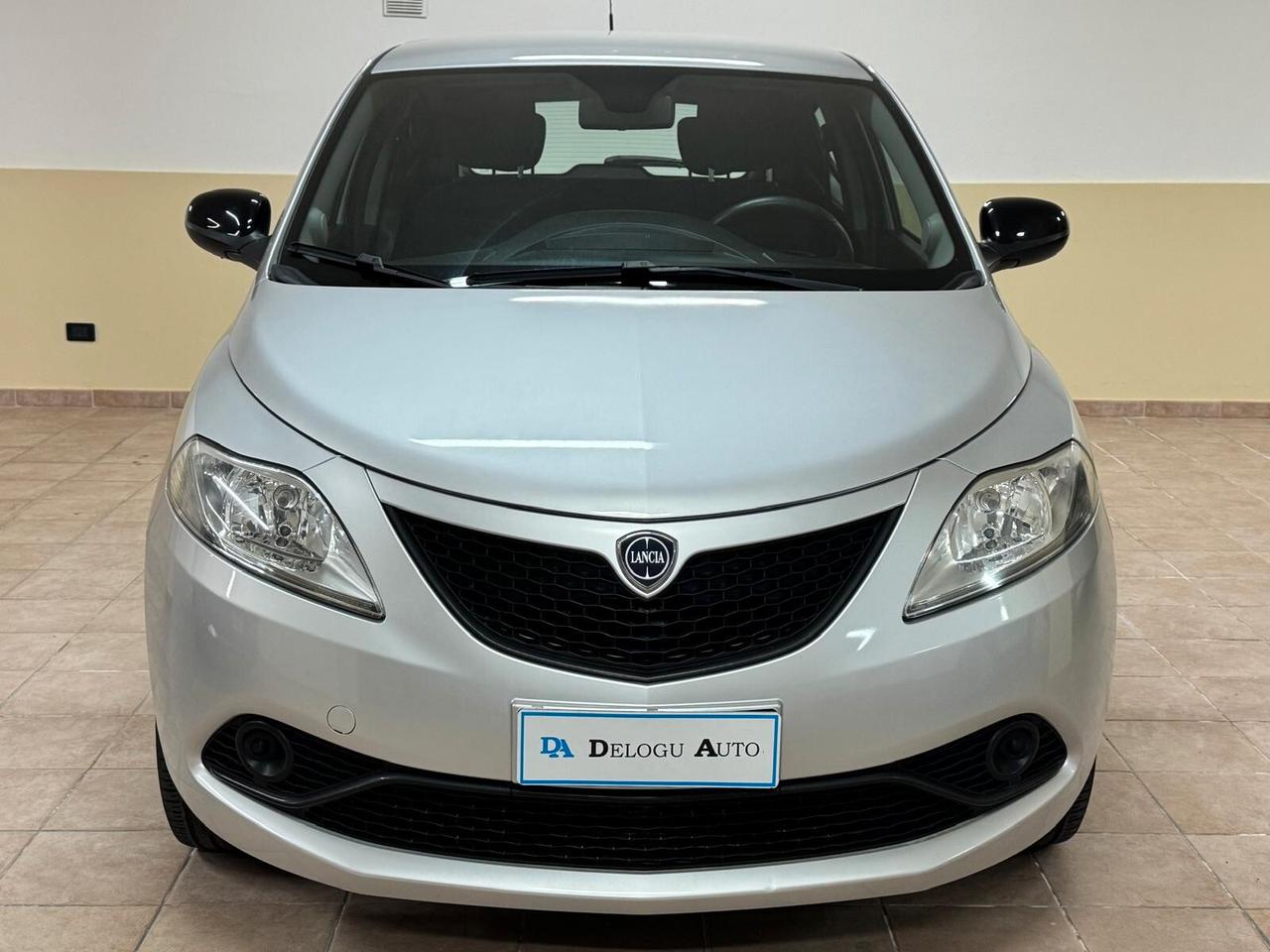Ypsilon 1.2 69 CV 5 porte S&S Gold AZIENDALE