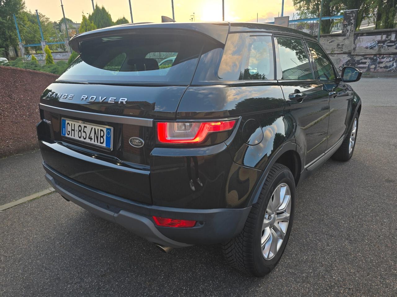 RANGE ROVER Evoque 2.0 td4 Pure Business Edition