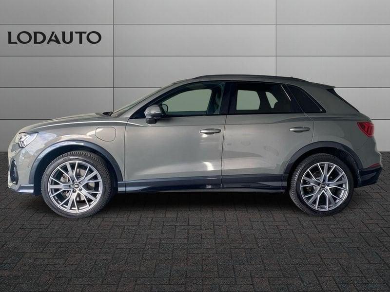 Audi Q3 Q3 45 TFSI e S tronic S line edition