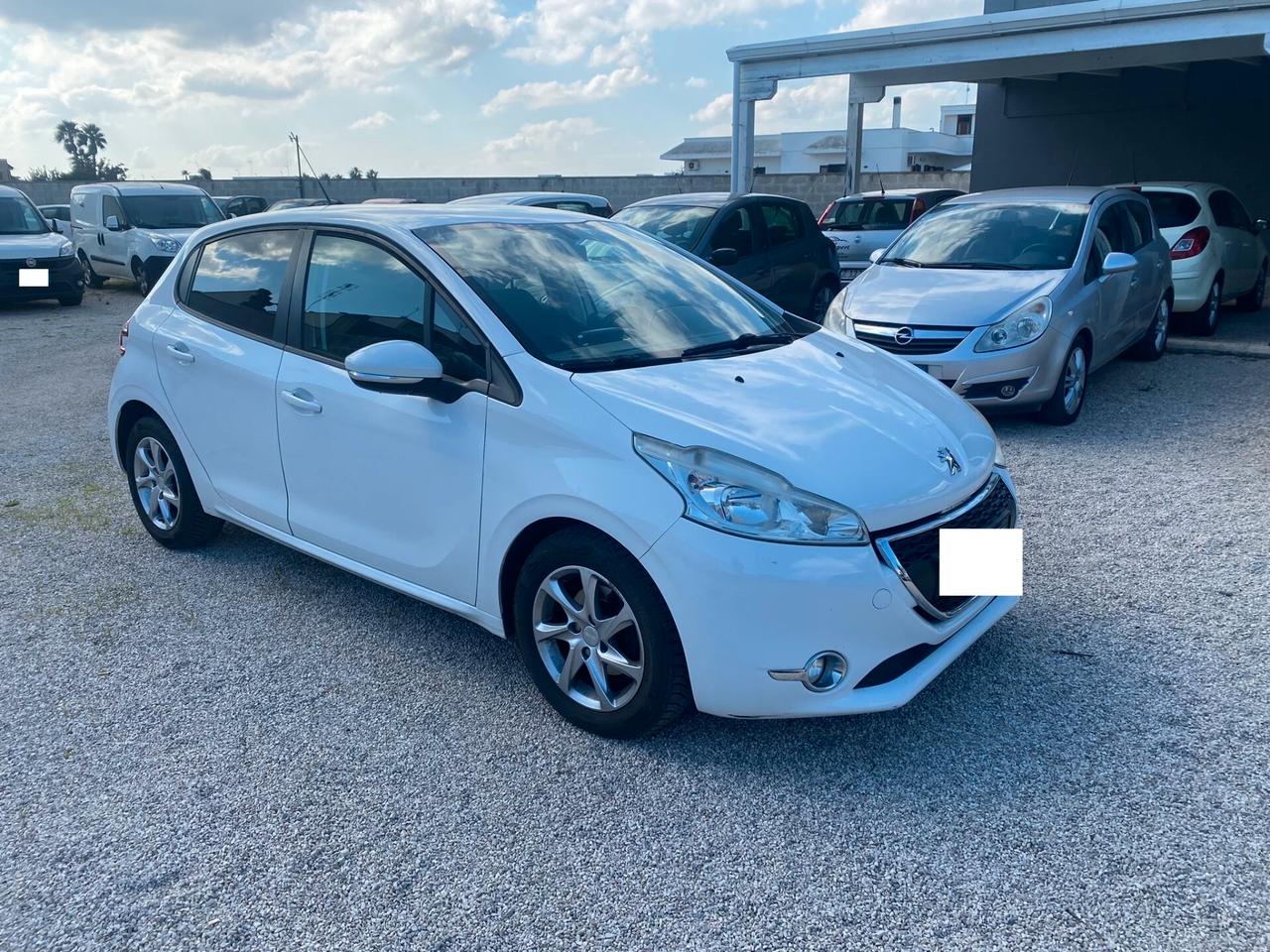 Peugeot 208 1.6 e-HDi 92 CV Stop&Start 5 porte Active