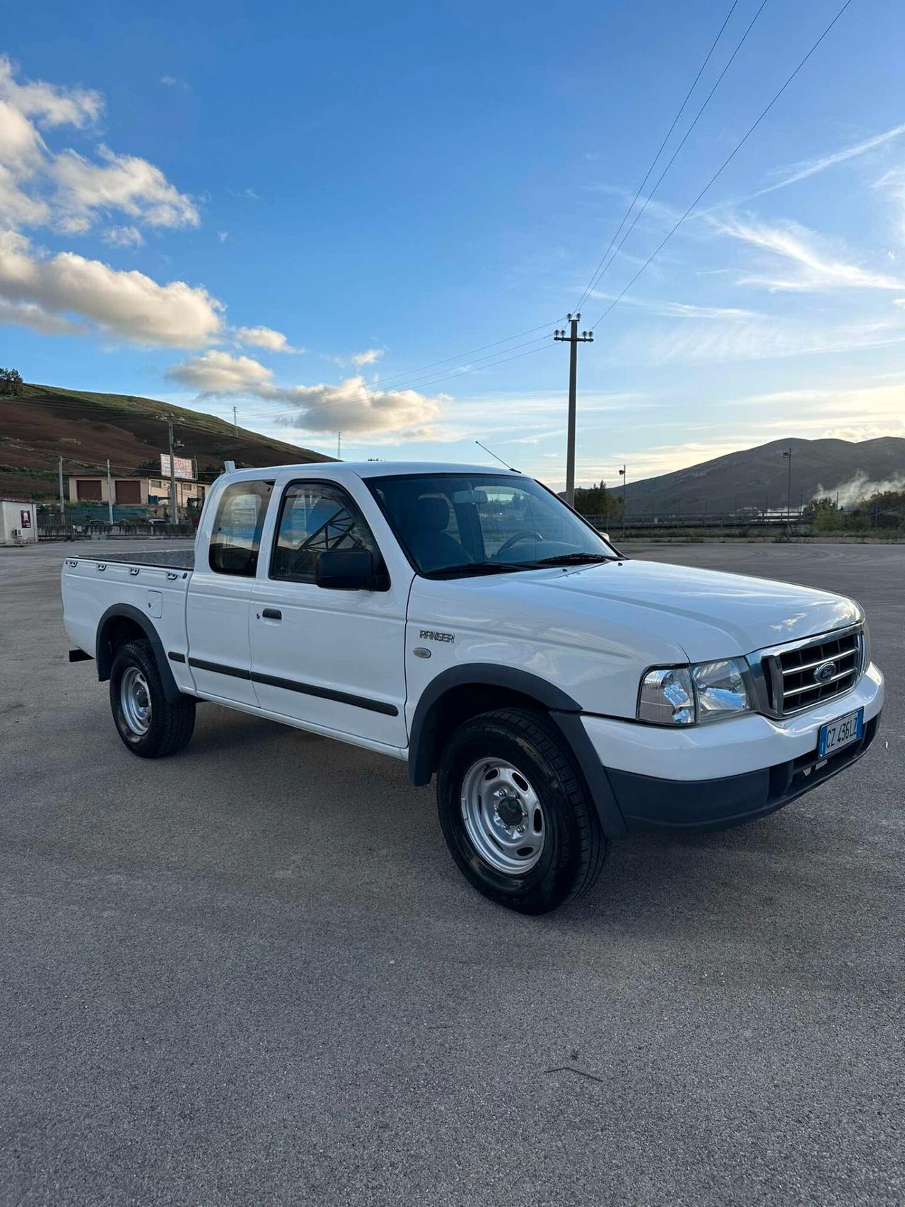 Ford Ranger 2.5 TDI (109CV) 4p. Super Cab Pick-up XL