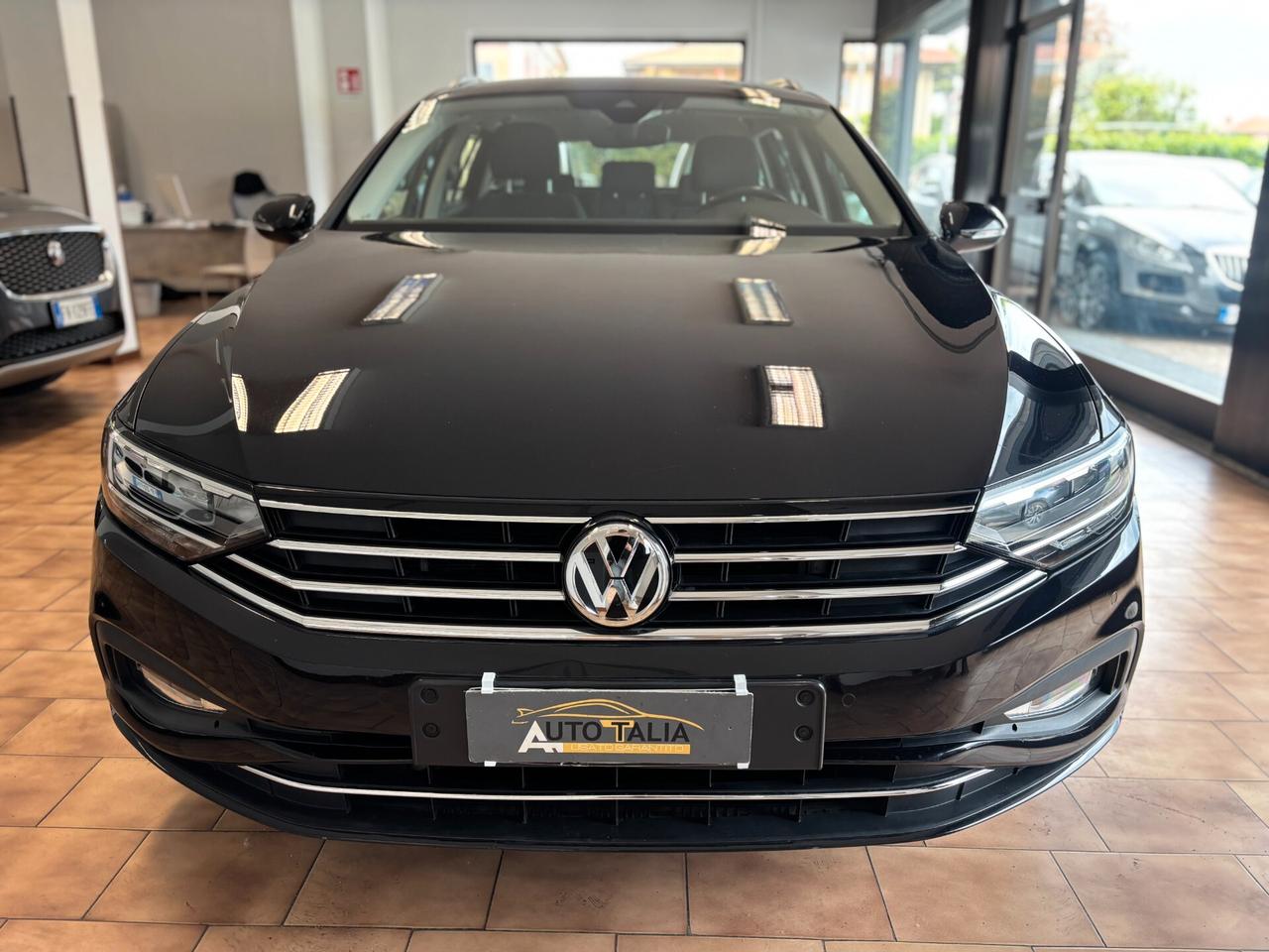 Volkswagen Passat Variant 1.6 tdi Business 120cv dsg*EURO6DTEMP