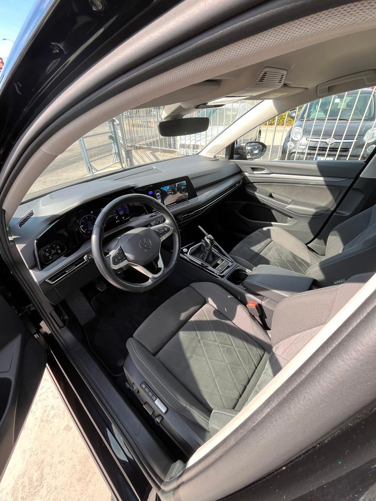 Volkswagen Golf 2.0 TDI SCR Style