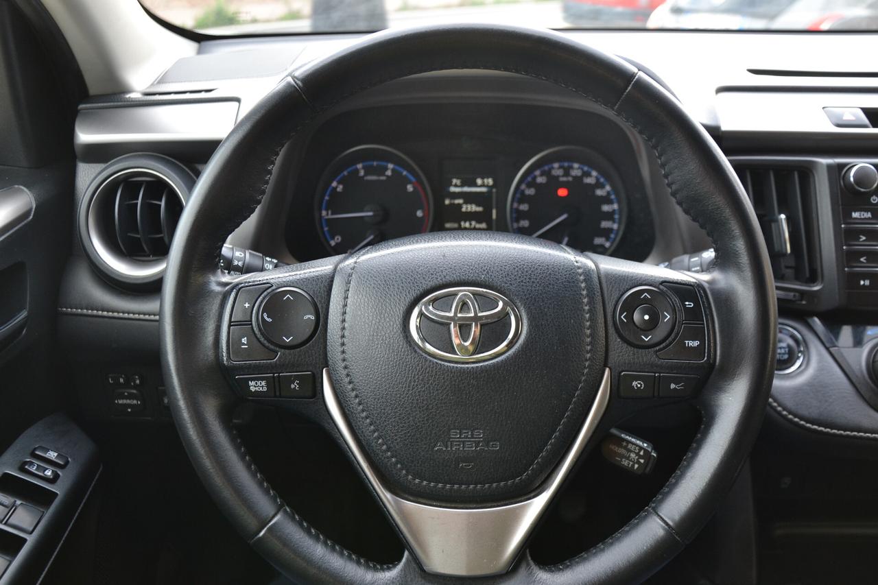 Toyota RAV 4 2.0 D-4D 143CV **NAVI+CRUISE+RCAM+PDC+LED+EURO6B*