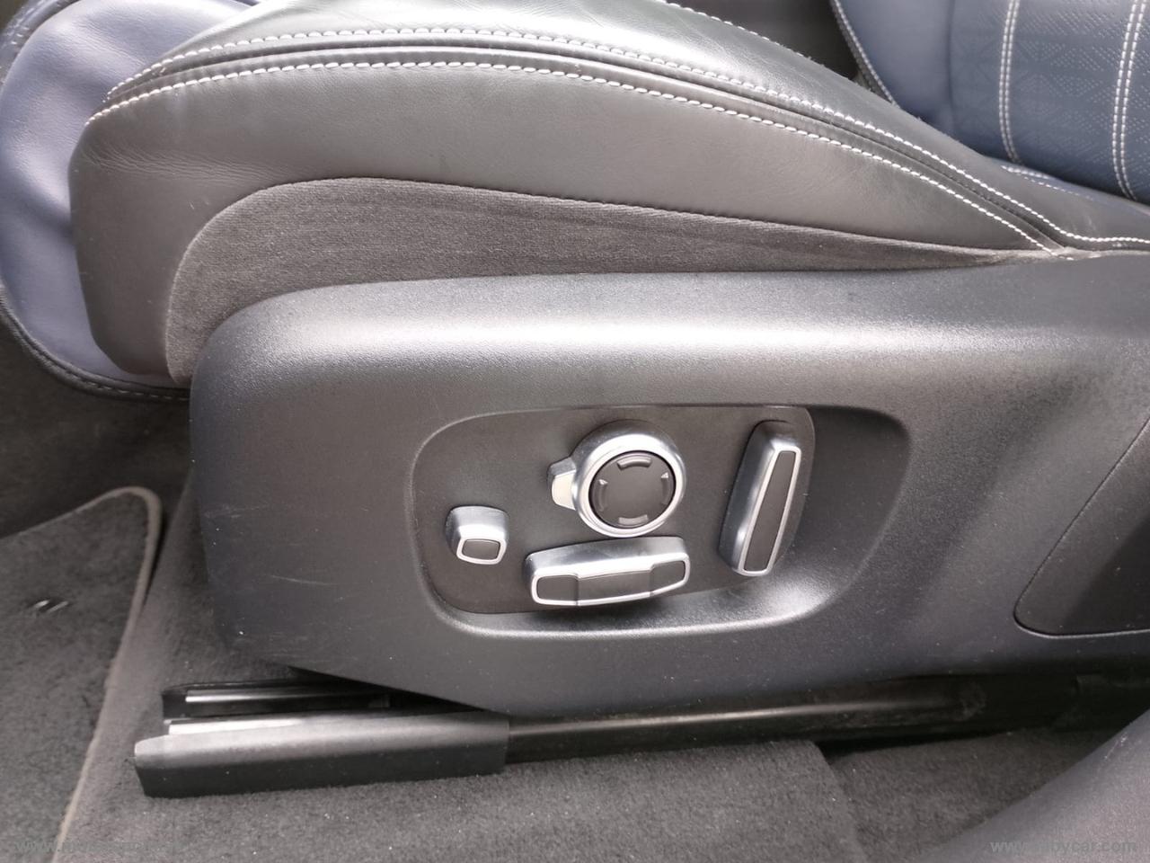 LAND ROVER RR Velar 3.0 V6 SD6 300 CV R-DYNAMIC